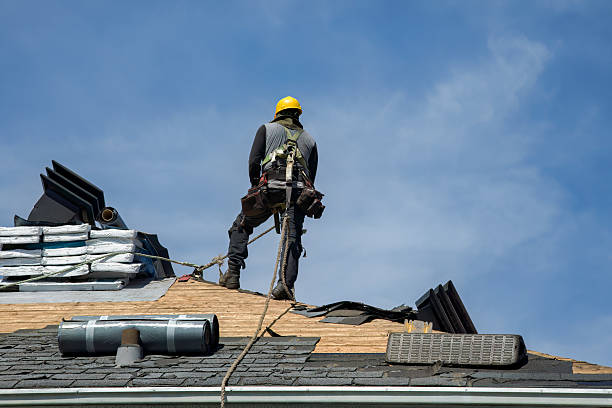Professional Roofing technician working in La Cañada Flintridge, CA